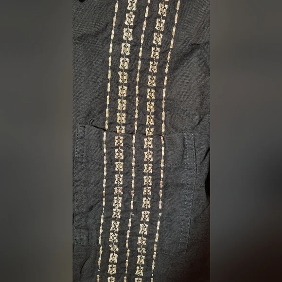 MR. BUHO 100% Linen Stylish Black Embroidered Men's Button-down Shirt - Picture 3 of 4